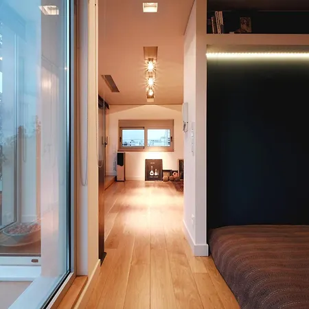 Acropolis Views / Little Villa *
