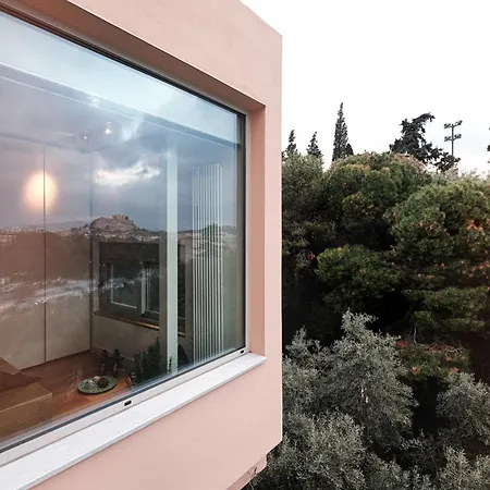 Acropolis Views / Little
